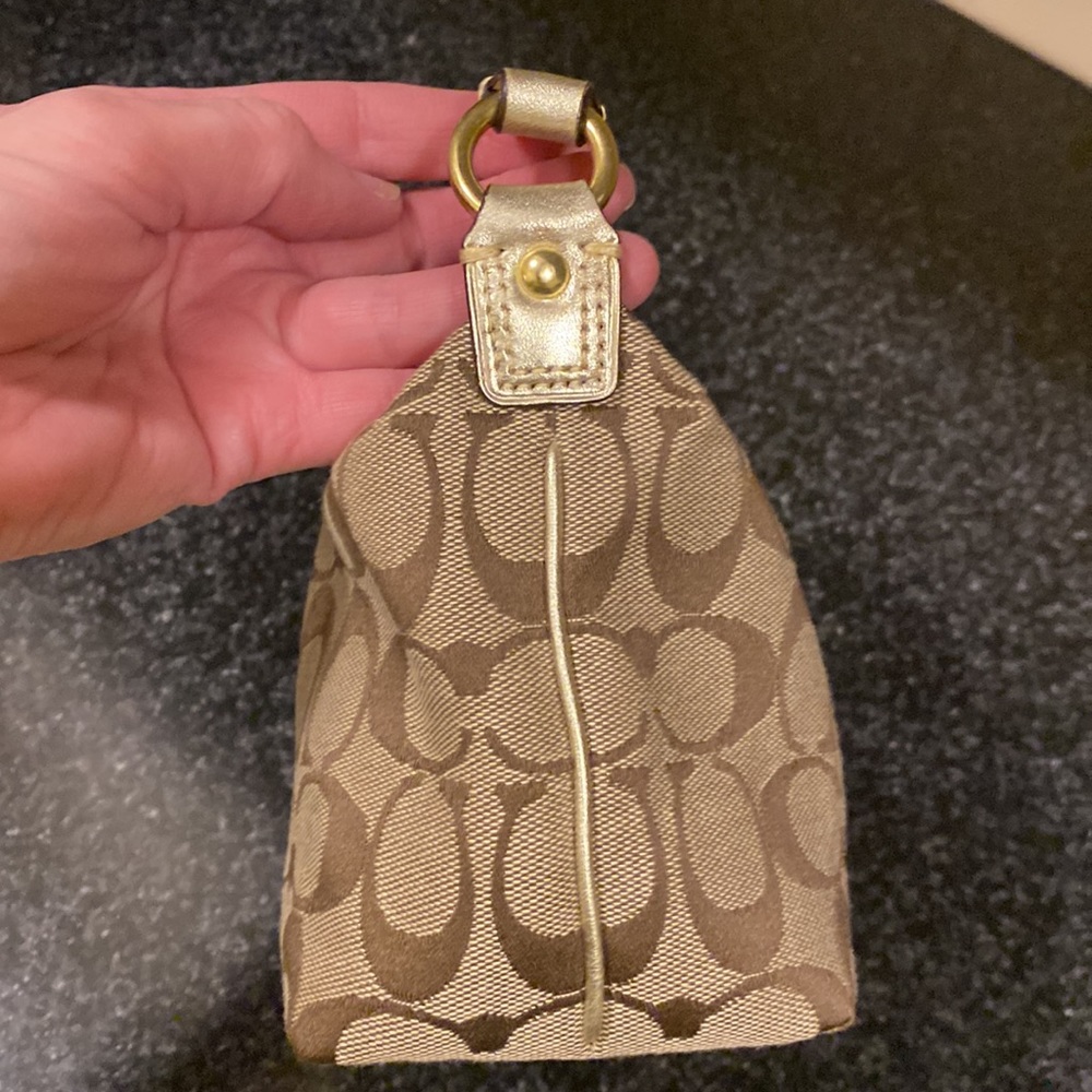 COACH mini bag. #41047 - Picture 7 of 9